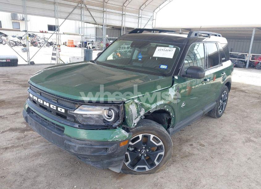 Photo 2 of 2023 Ford Bronco SPORT OUTER BANKS (VIN 3FMCR9C62PRD07084)