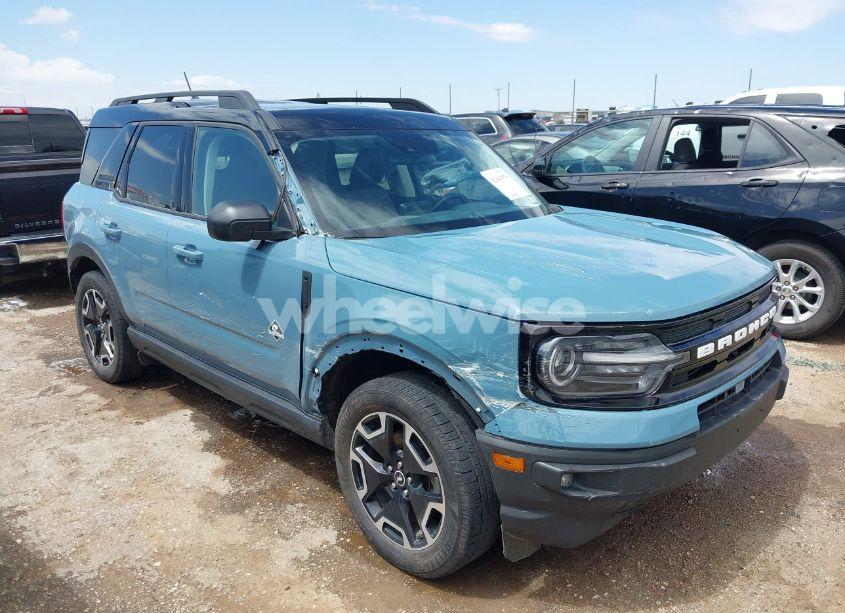 2021 Ford Bronco SPORT OUTER BANKS (VIN 3FMCR9C63MRA06545) main photo