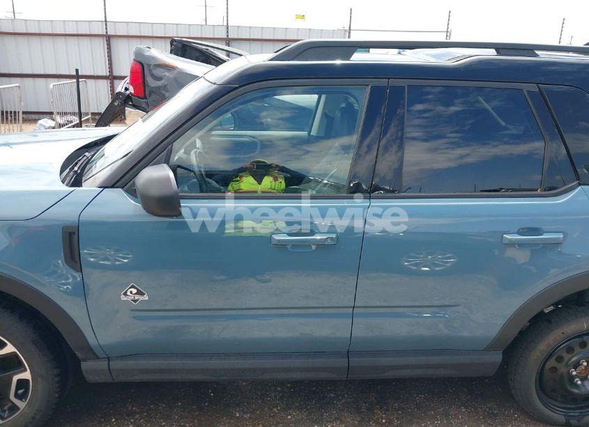 Photo 15 of 2021 Ford Bronco SPORT OUTER BANKS (VIN 3FMCR9C63MRA06545)