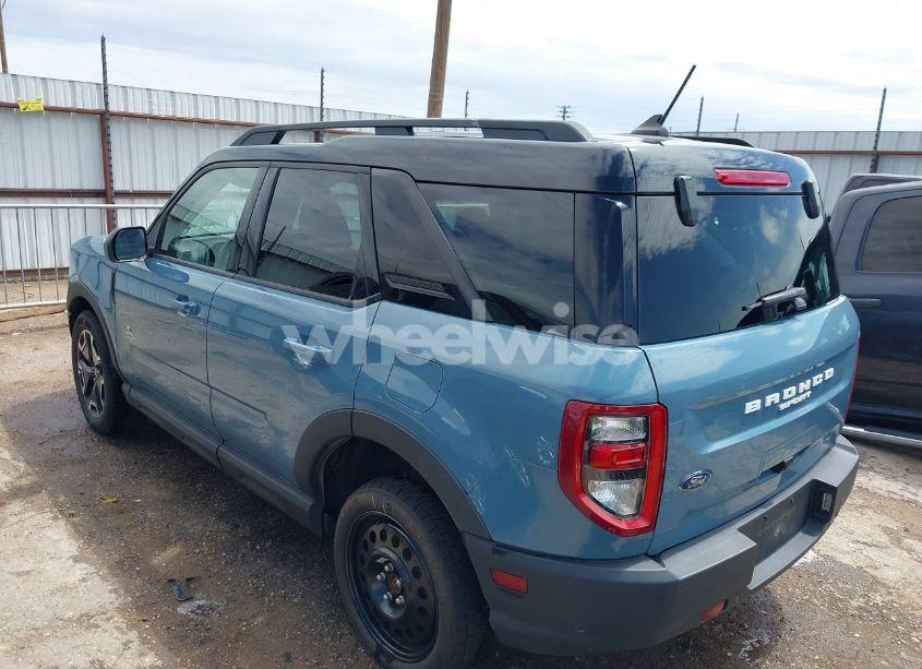 Photo 3 of 2021 Ford Bronco SPORT OUTER BANKS (VIN 3FMCR9C63MRA06545)