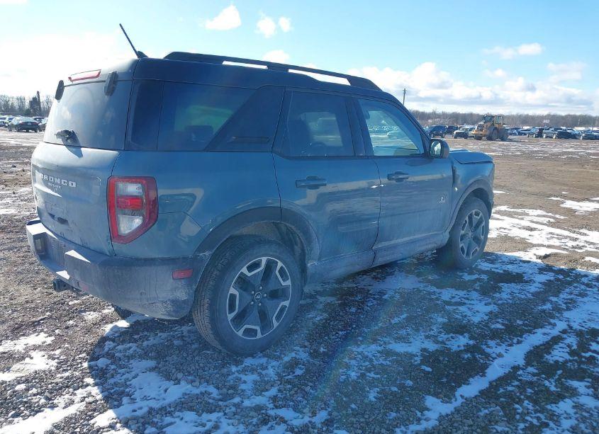 Photo 4 of 2021 Ford Bronco SPORT OUTER BANKS (VIN 3FMCR9C63MRA26133)