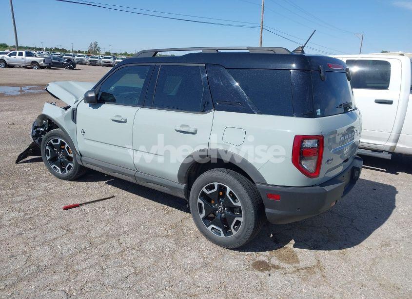 Photo 3 of 2021 Ford Bronco SPORT OUTER BANKS (VIN 3FMCR9C63MRA26861)