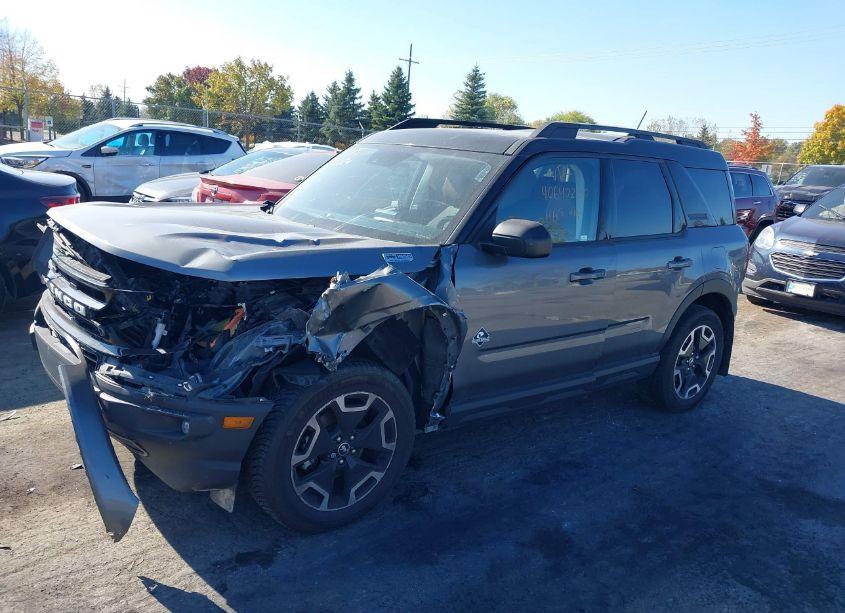 Photo 2 of 2021 Ford Bronco SPORT OUTER BANKS (VIN 3FMCR9C63MRA79785)