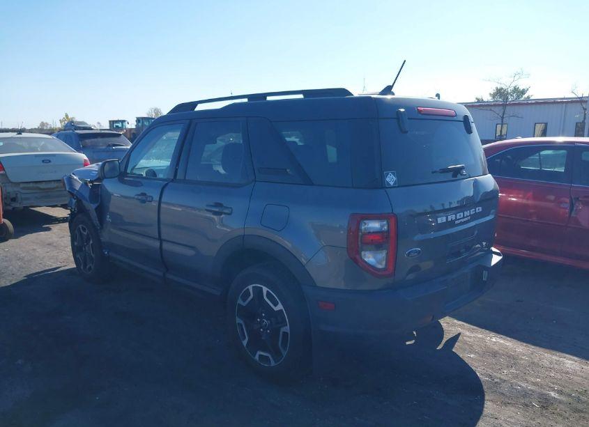 Photo 3 of 2021 Ford Bronco SPORT OUTER BANKS (VIN 3FMCR9C63MRA79785)