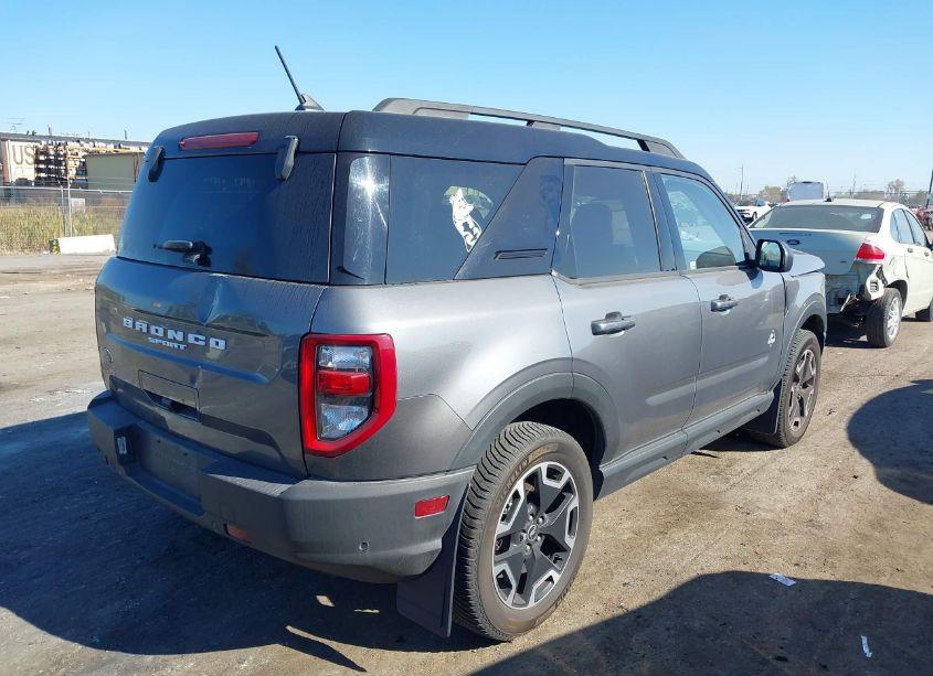 Photo 4 of 2021 Ford Bronco SPORT OUTER BANKS (VIN 3FMCR9C63MRA79785)
