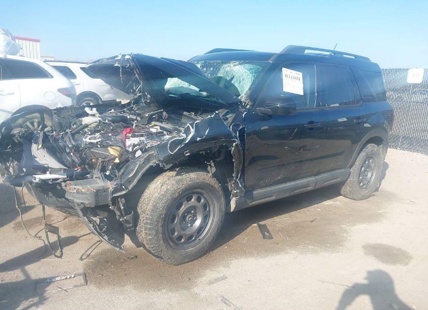 Photo 2 of 2021 Ford Bronco SPORT OUTER BANKS (VIN 3FMCR9C63MRA90527)