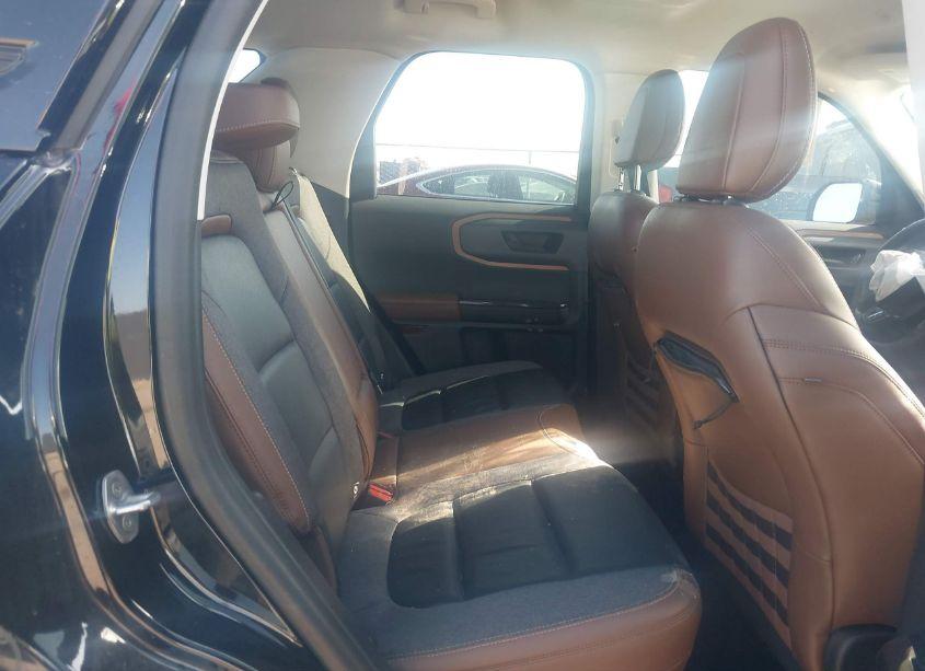 Photo 8 of 2021 Ford Bronco SPORT OUTER BANKS (VIN 3FMCR9C63MRA90527)