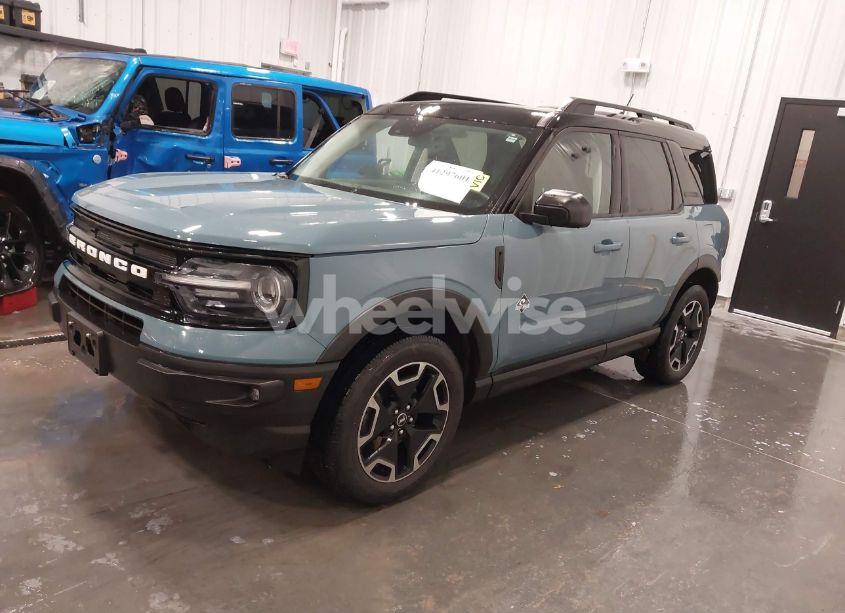 Photo 2 of 2021 Ford Bronco SPORT OUTER BANKS (VIN 3FMCR9C63MRB36583)