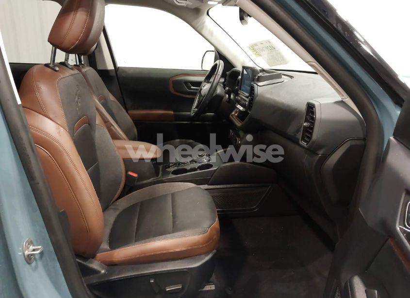 Photo 5 of 2021 Ford Bronco SPORT OUTER BANKS (VIN 3FMCR9C63MRB36583)