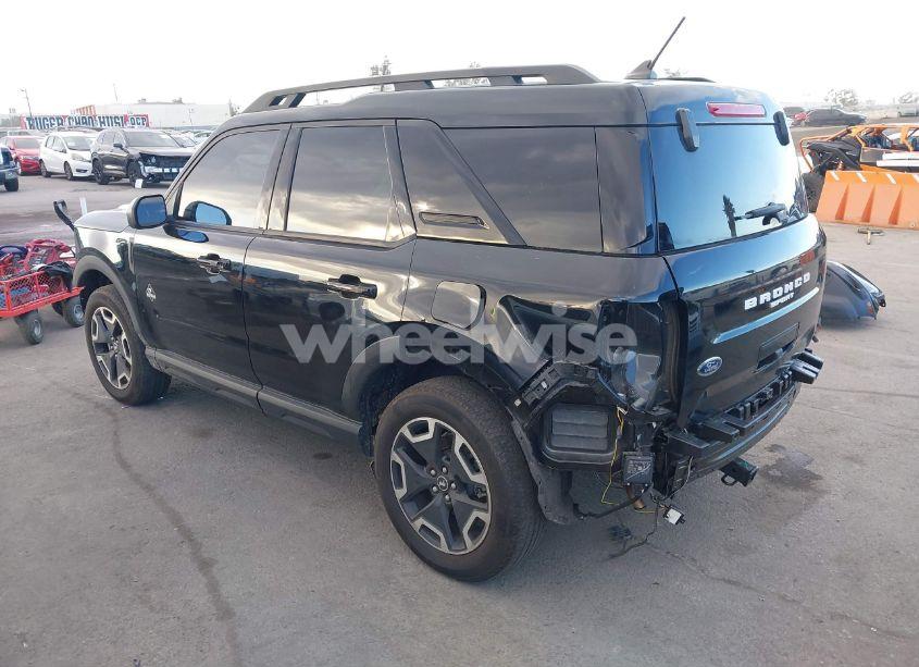 Photo 3 of 2023 Ford Bronco SPORT OUTER BANKS (VIN 3FMCR9C63PRD46668)