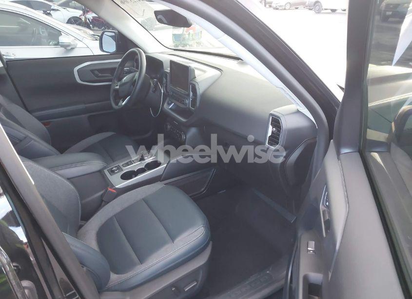 Photo 5 of 2023 Ford Bronco SPORT OUTER BANKS (VIN 3FMCR9C63PRD46668)