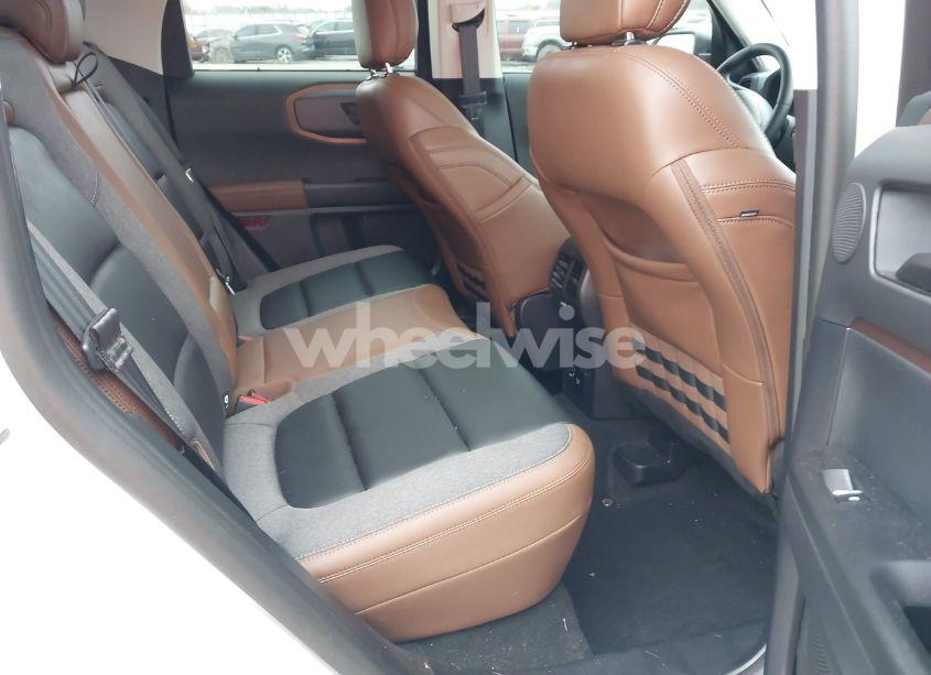 Photo 8 of 2024 Ford Bronco SPORT OUTER BANKS (VIN 3FMCR9C63RRE32811)