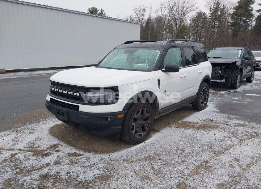 Photo 2 of 2021 Ford Bronco SPORT OUTER BANKS (VIN 3FMCR9C64MRA88429)