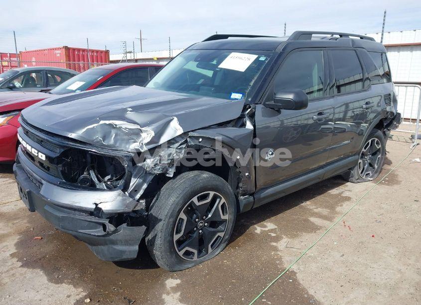 Photo 2 of 2021 Ford Bronco SPORT OUTER BANKS (VIN 3FMCR9C64MRB14236)