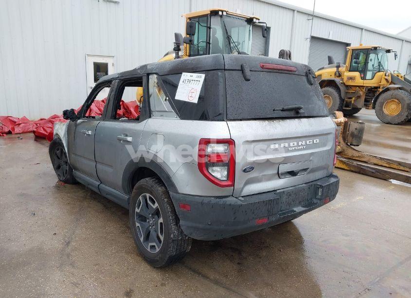 Photo 3 of 2022 Ford Bronco SPORT OUTER BANKS (VIN 3FMCR9C64NRD26295)