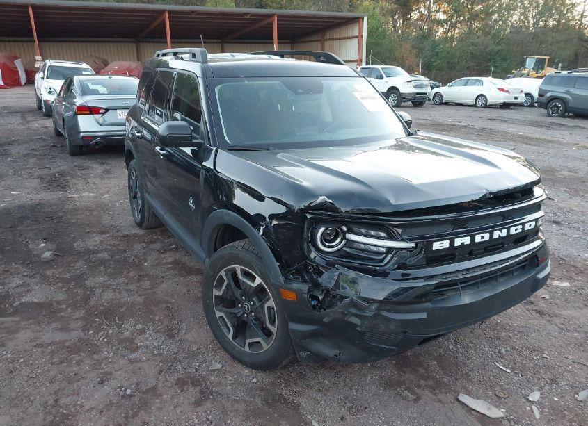 2023 Ford Bronco SPORT OUTER BANKS (VIN 3FMCR9C64PRD66721) main photo