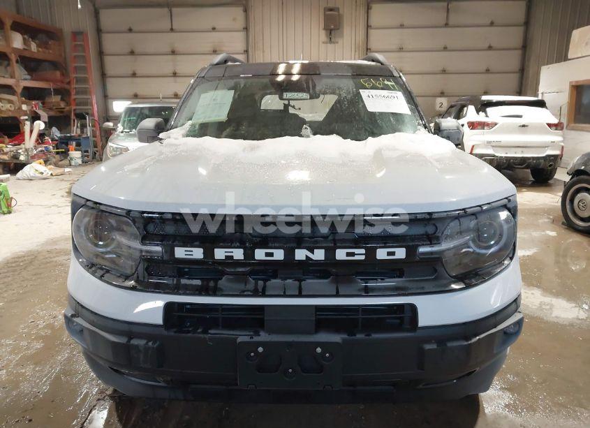 Photo 13 of 2024 Ford Bronco SPORT OUTER BANKS (VIN 3FMCR9C64RRF49748)