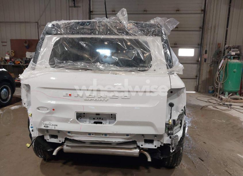 Photo 17 of 2024 Ford Bronco SPORT OUTER BANKS (VIN 3FMCR9C64RRF49748)