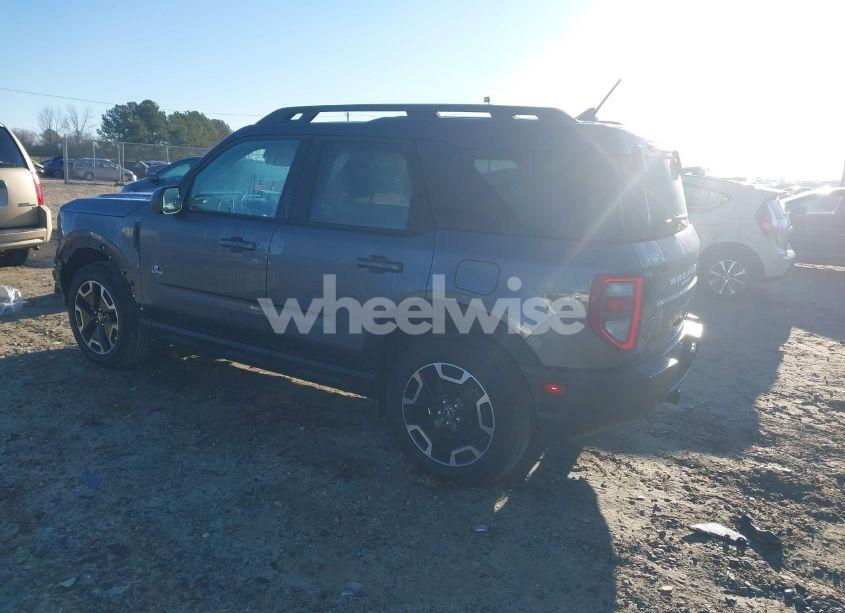 Photo 3 of 2022 Ford Bronco SPORT OUTER BANKS (VIN 3FMCR9C65NRE28513)