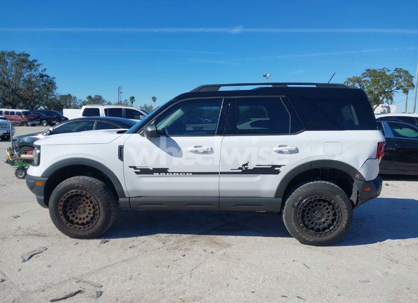 Photo 14 of 2021 Ford Bronco SPORT OUTER BANKS (VIN 3FMCR9C66MRB00502)