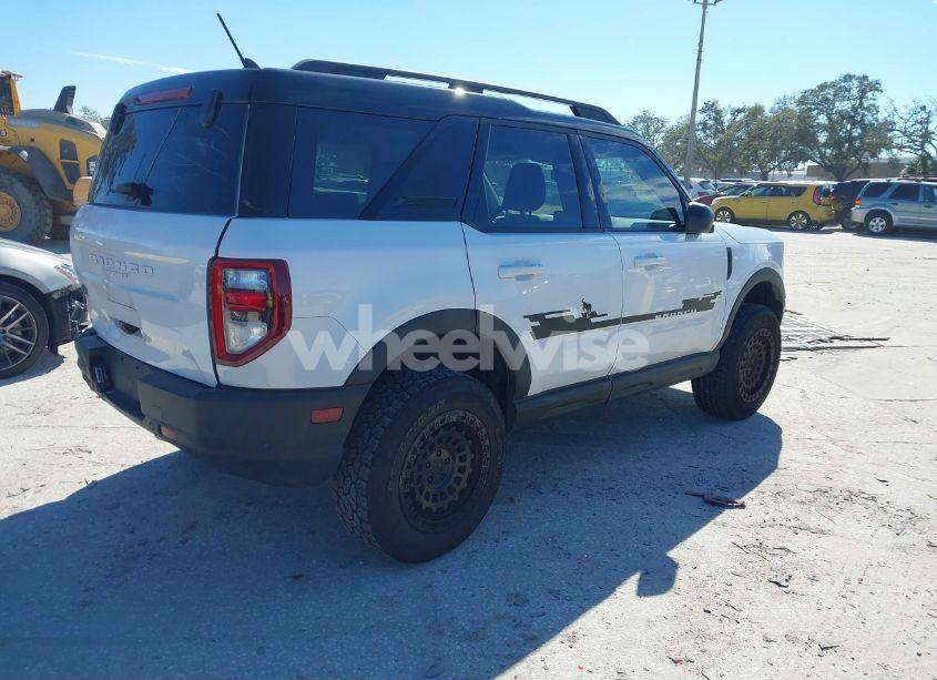 Photo 4 of 2021 Ford Bronco SPORT OUTER BANKS (VIN 3FMCR9C66MRB00502)