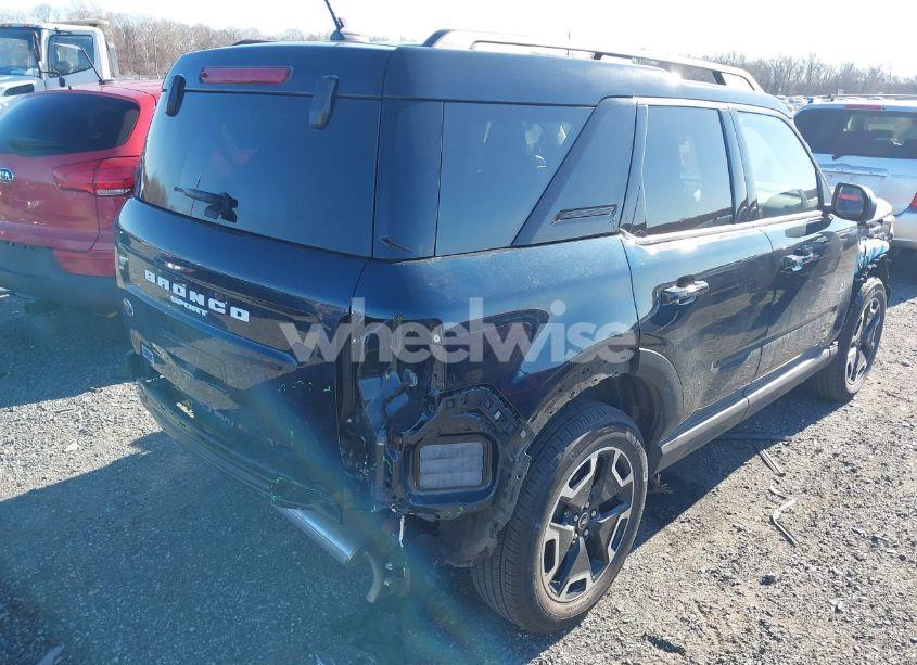 Photo 4 of 2021 Ford Bronco SPORT OUTER BANKS (VIN 3FMCR9C66MRB03416)