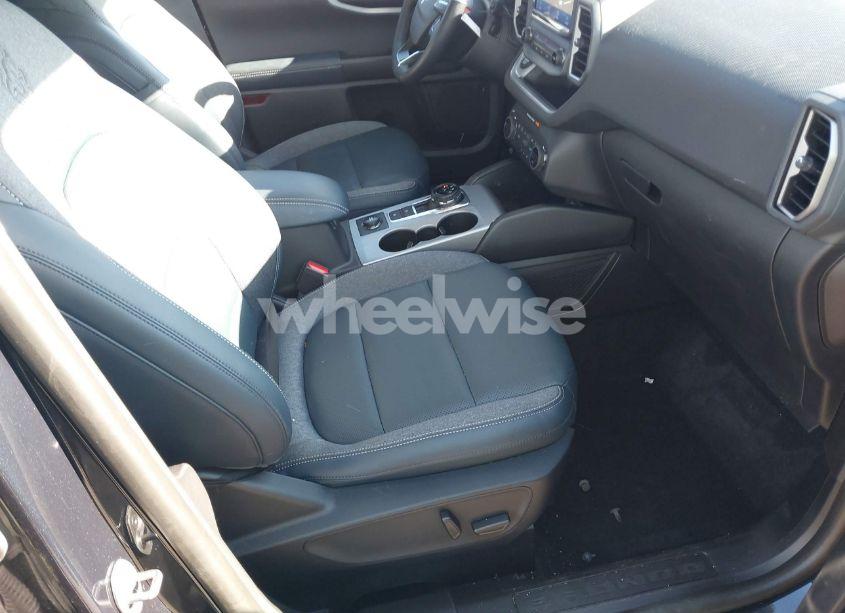 Photo 5 of 2021 Ford Bronco SPORT OUTER BANKS (VIN 3FMCR9C66MRB03416)