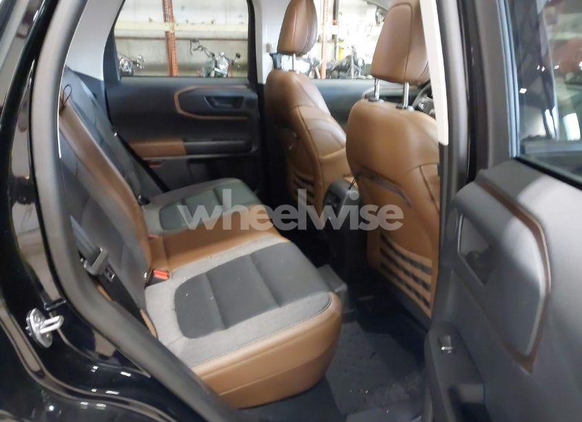 Photo 8 of 2021 Ford Bronco SPORT OUTER BANKS (VIN 3FMCR9C66MRB40529)