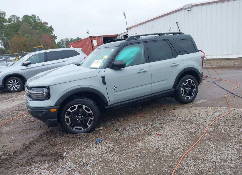 Photo 2 of 2022 Ford Bronco SPORT OUTER BANKS (VIN 3FMCR9C66NRD96834)