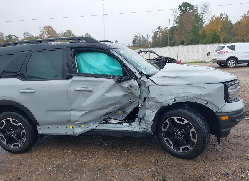 Photo 6 of 2022 Ford Bronco SPORT OUTER BANKS (VIN 3FMCR9C66NRD96834)