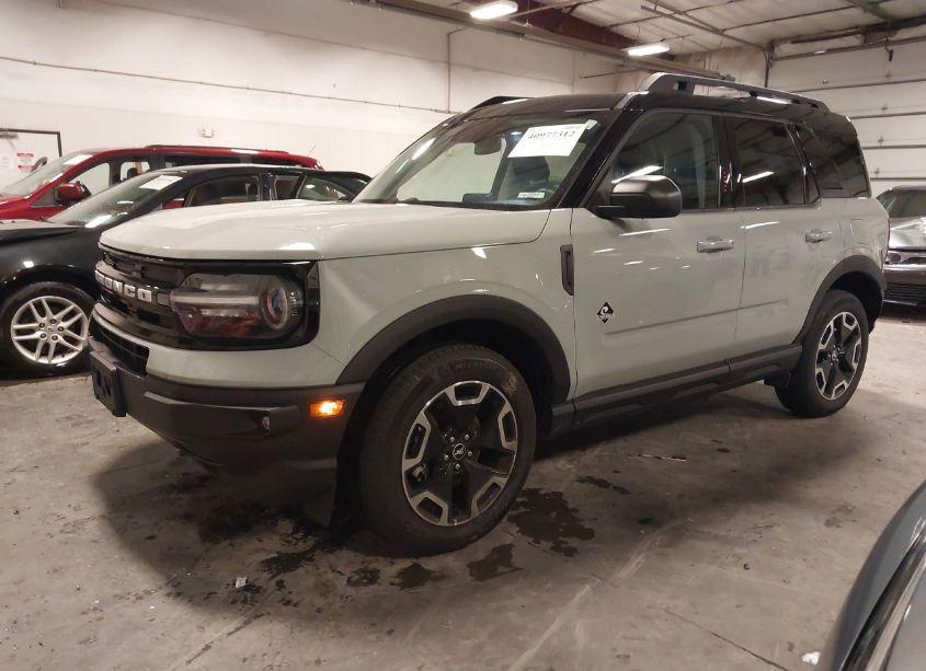 Photo 2 of 2022 Ford Bronco SPORT OUTER BANKS (VIN 3FMCR9C66NRE26656)