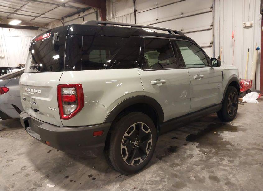 Photo 4 of 2022 Ford Bronco SPORT OUTER BANKS (VIN 3FMCR9C66NRE26656)