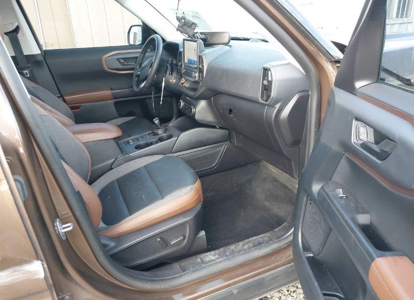 Photo 5 of 2022 Ford Bronco SPORT OUTER BANKS (VIN 3FMCR9C66NRE27533)