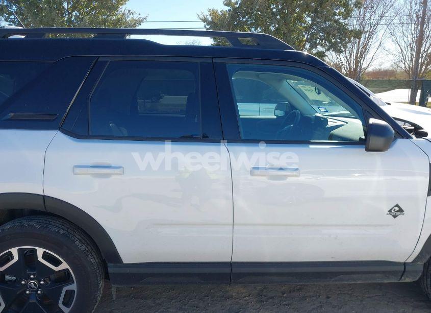 Photo 13 of 2023 Ford Bronco SPORT OUTER BANKS (VIN 3FMCR9C66PRD72732)