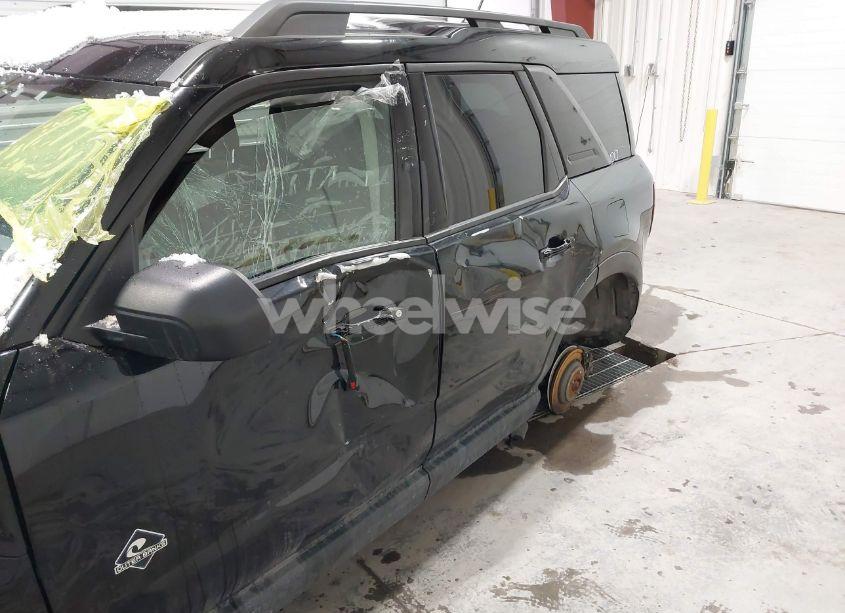 Photo 6 of 2021 Ford Bronco SPORT OUTER BANKS (VIN 3FMCR9C67MRA70765)