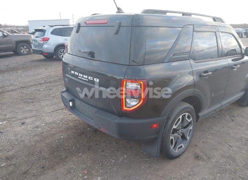 Photo 4 of 2021 Ford Bronco SPORT OUTER BANKS (VIN 3FMCR9C67MRB29250)