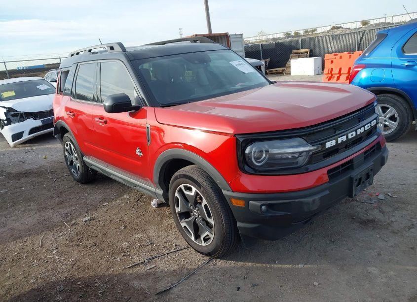 2022 Ford Bronco SPORT OUTER BANKS (VIN 3FMCR9C67NRD09930) main photo