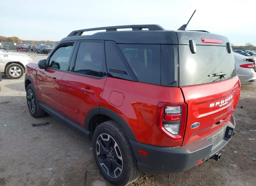 Photo 3 of 2022 Ford Bronco SPORT OUTER BANKS (VIN 3FMCR9C67NRD09930)