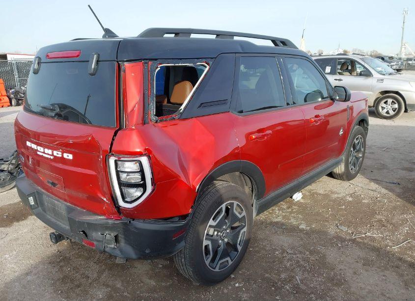 Photo 4 of 2022 Ford Bronco SPORT OUTER BANKS (VIN 3FMCR9C67NRD09930)