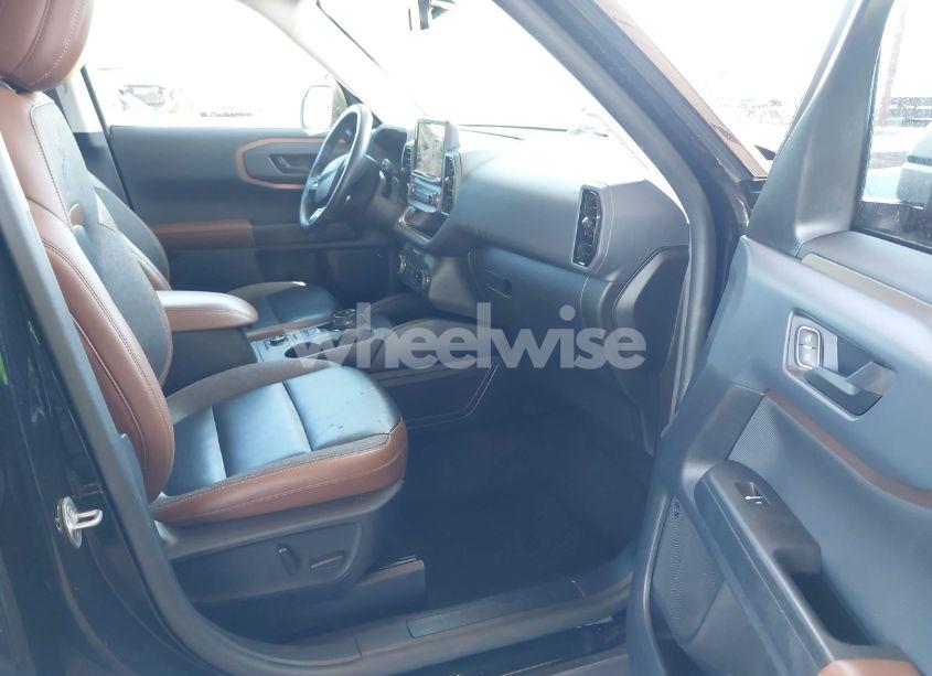 Photo 5 of 2022 Ford Bronco SPORT OUTER BANKS (VIN 3FMCR9C67NRD50641)