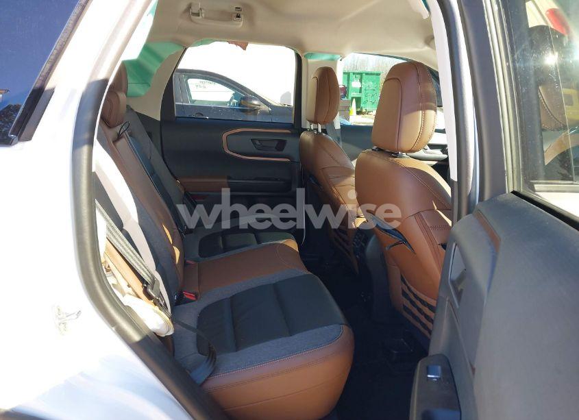 Photo 8 of 2022 Ford Bronco SPORT OUTER BANKS (VIN 3FMCR9C67NRD55841)