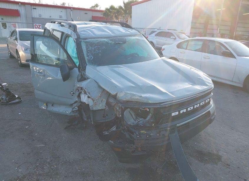 Photo 6 of 2023 Ford Bronco SPORT OUTER BANKS (VIN 3FMCR9C67PRE24532)