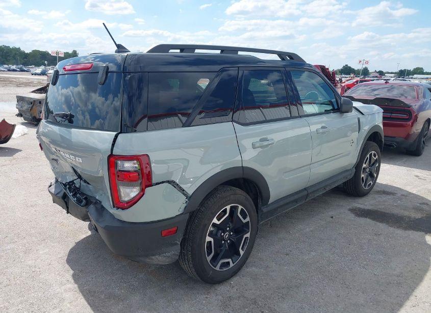 Photo 4 of 2024 Ford Bronco SPORT OUTER BANKS (VIN 3FMCR9C67RRE43312)