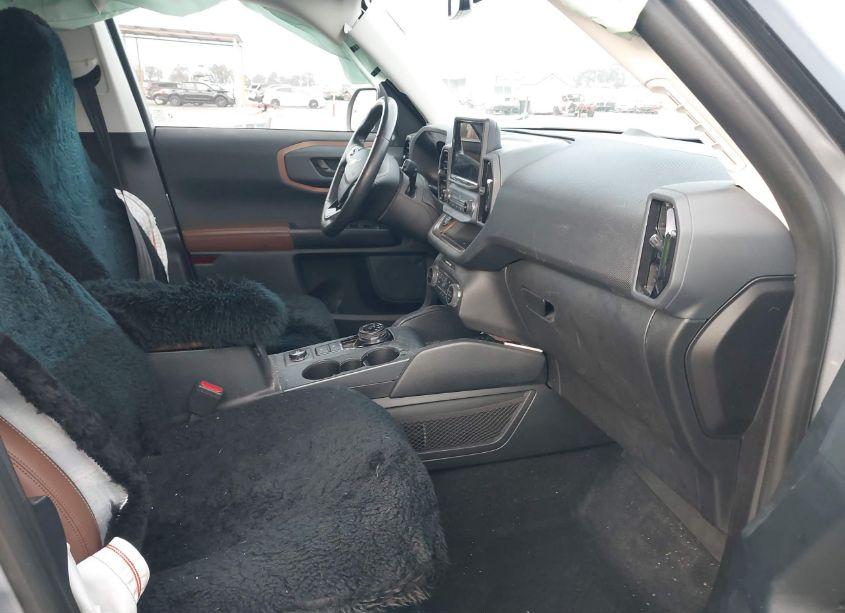 Photo 5 of 2021 Ford Bronco SPORT OUTER BANKS (VIN 3FMCR9C68MRB00534)