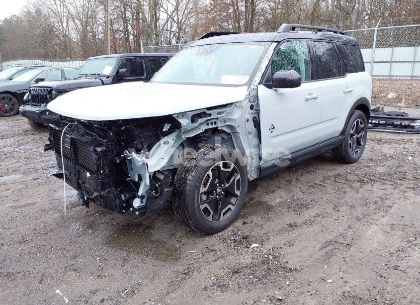 Photo 2 of 2022 Ford Bronco SPORT OUTER BANKS (VIN 3FMCR9C68NRD15879)