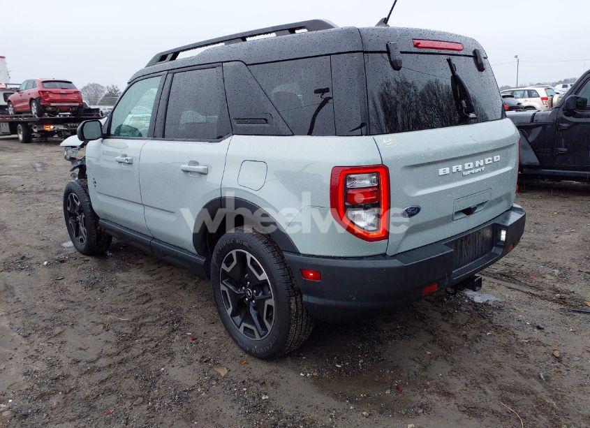 Photo 3 of 2022 Ford Bronco SPORT OUTER BANKS (VIN 3FMCR9C68NRD15879)