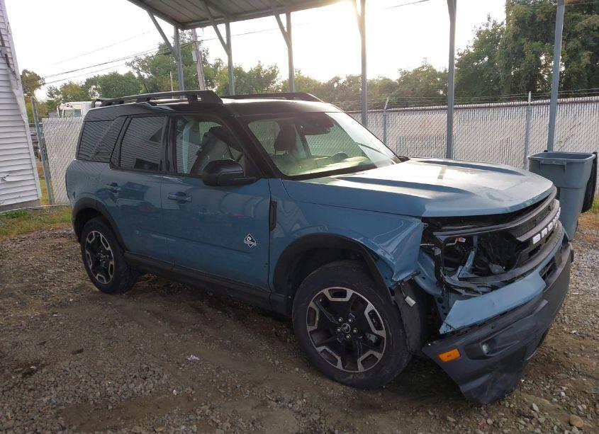 2022 Ford Bronco SPORT OUTER BANKS (VIN 3FMCR9C68NRD79484) main photo