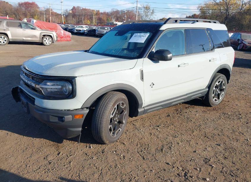 Photo 2 of 2023 Ford Bronco SPORT OUTER BANKS (VIN 3FMCR9C68PRD82937)
