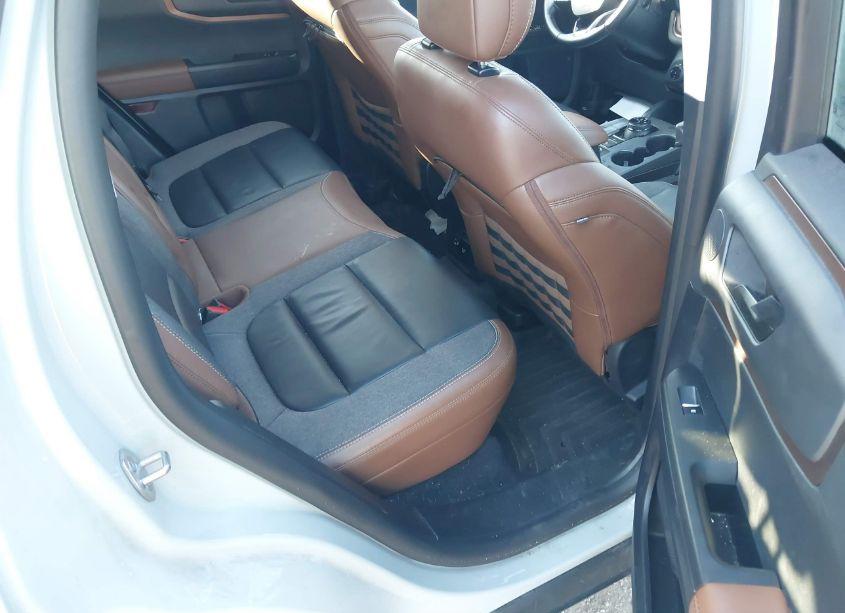 Photo 8 of 2023 Ford Bronco SPORT OUTER BANKS (VIN 3FMCR9C68PRD82937)