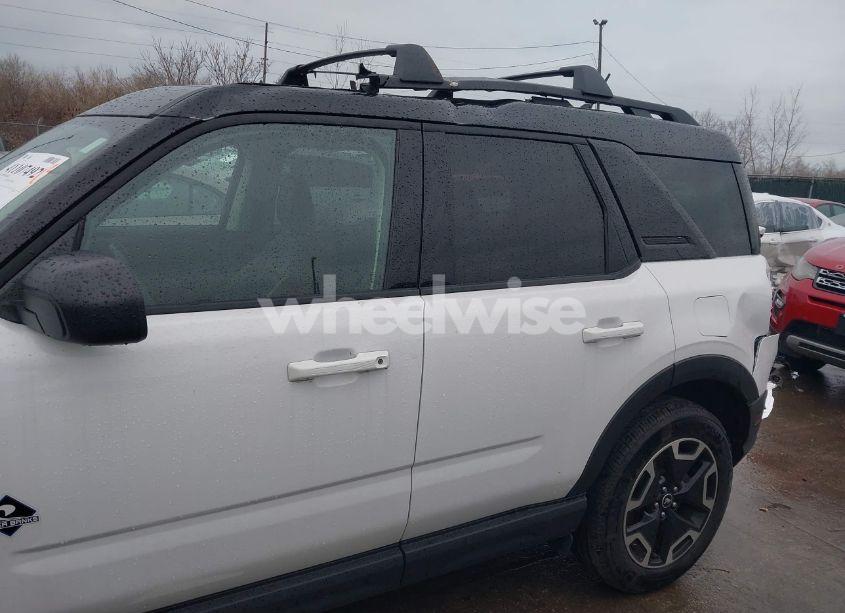 Photo 14 of 2024 Ford Bronco SPORT OUTER BANKS (VIN 3FMCR9C68RRE33484)